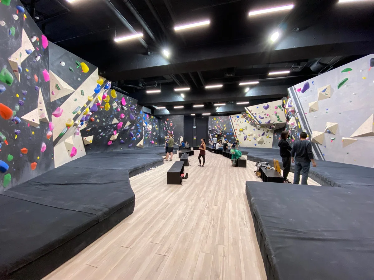 Inside Basecamp Climbing (Queen West)