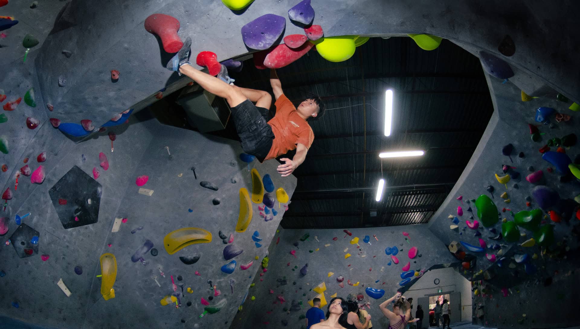 Inside Boulderz Climbing (Mississauga / The Cave)