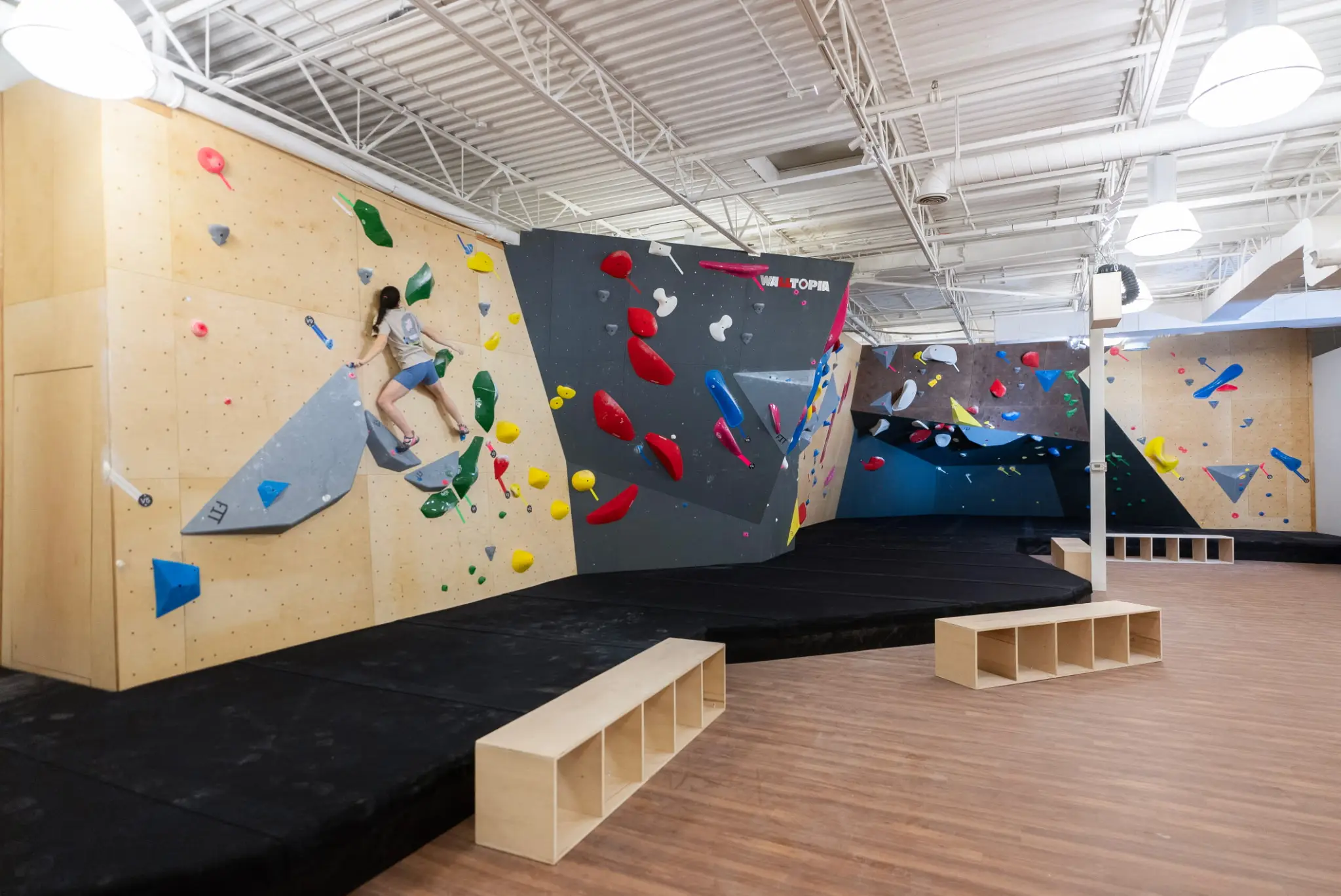 Inside Hogtown Boulders
