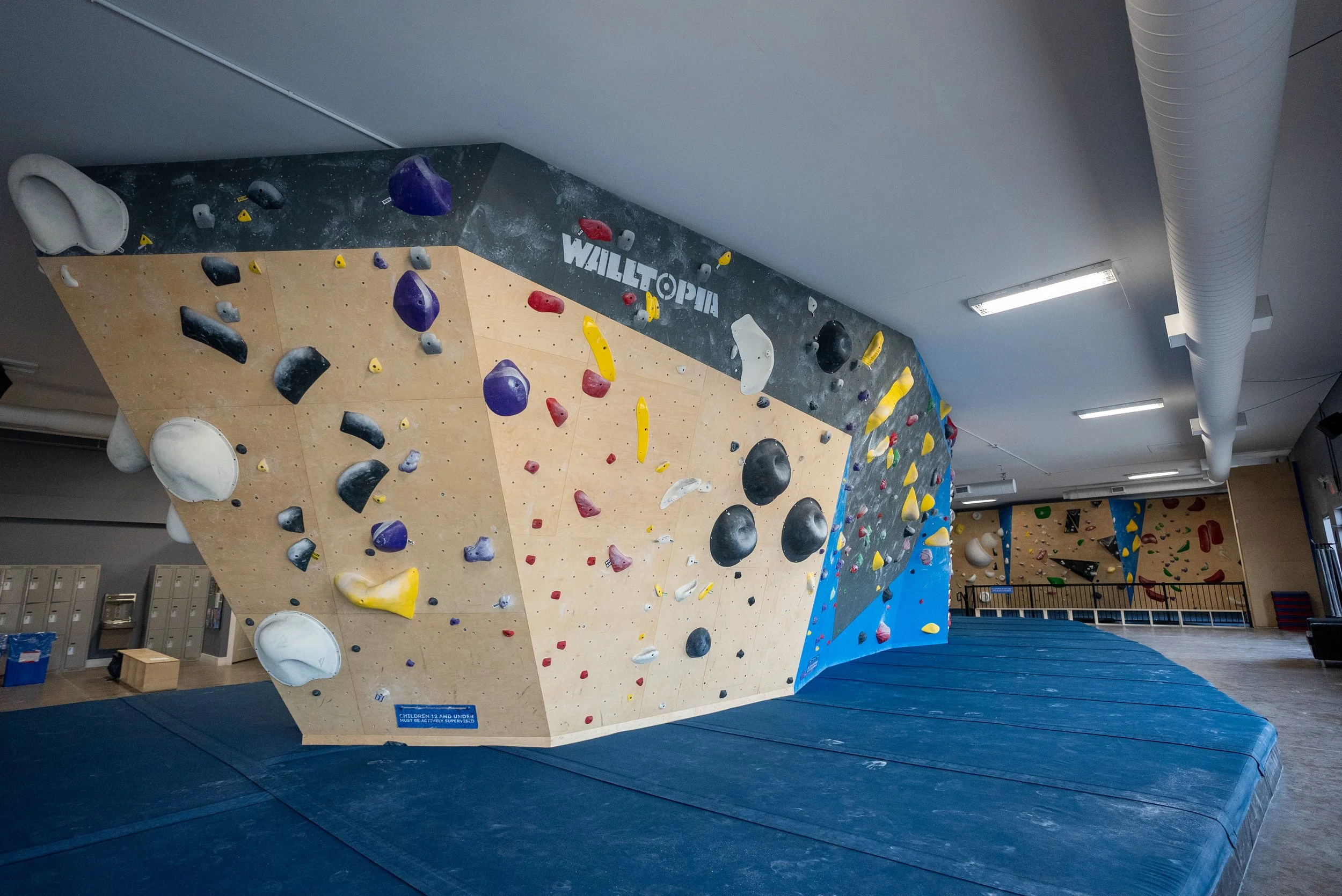 Inside J2 Bouldering