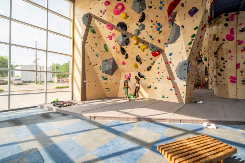 Inside Grand River Rocks (Kitchener)